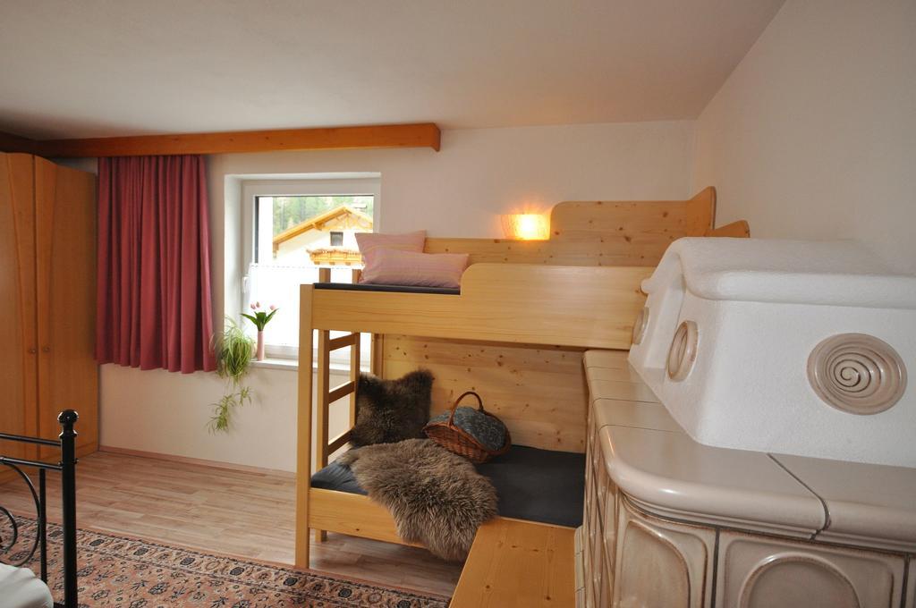 Haus Alpenglueck Apartment Kaunertal Luaran gambar