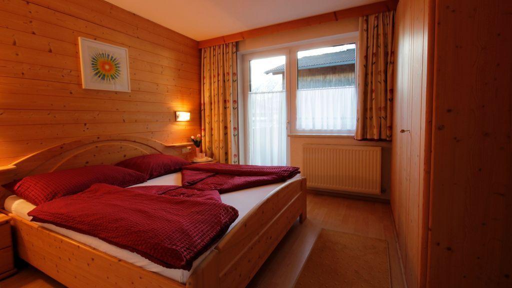 Haus Alpenglueck Apartment Kaunertal Bilik gambar