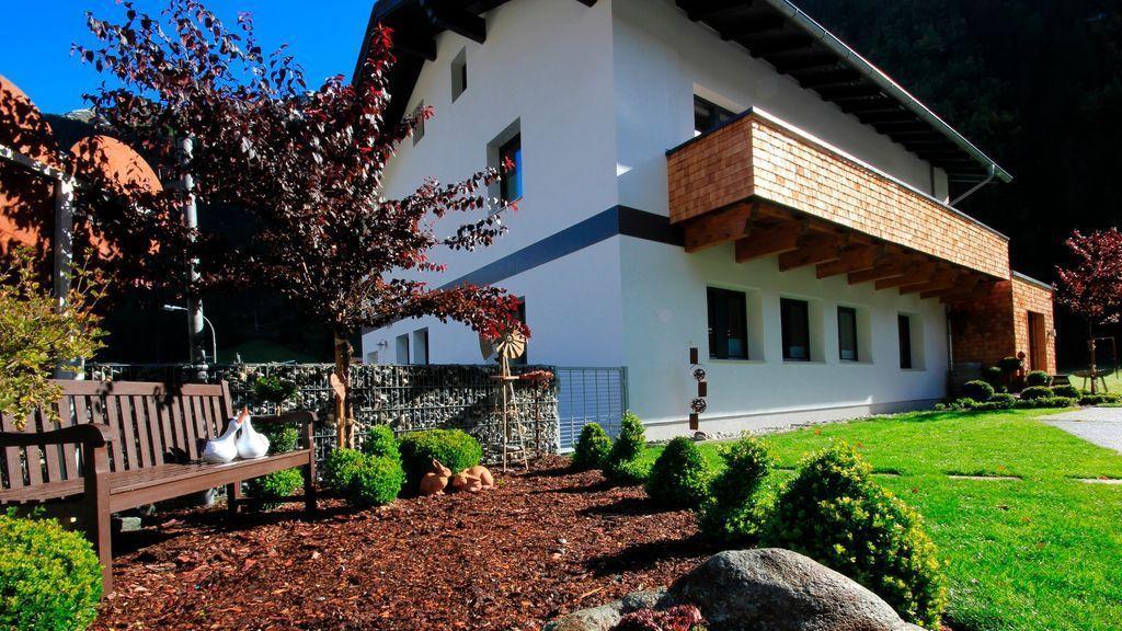 Haus Alpenglueck Apartment Kaunertal Luaran gambar